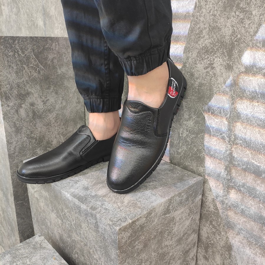 [Mã FAMALLT5 giảm 15% đơn 150K] Giày lười đen đế đen MĐ G456 MuiDoi | BigBuy360 - bigbuy360.vn