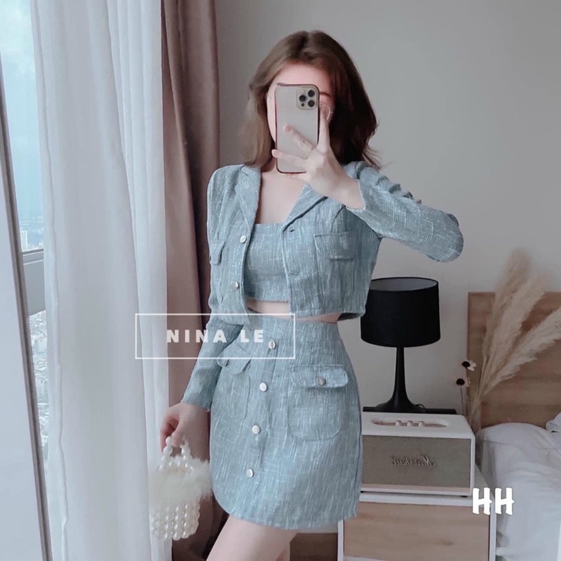 Set ba món : áo cúp dây + áo khoác croptop + chân váy dạ