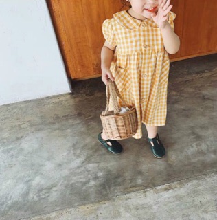 Váy caro vàng(Thuỳ vân)