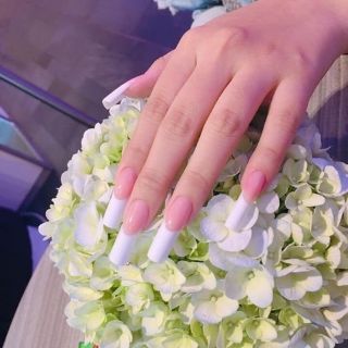 Móng nối trúc