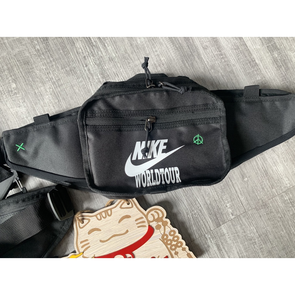 Túi đeo chéo Nike Word Tour