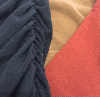 Chân váy đắp chéo F21