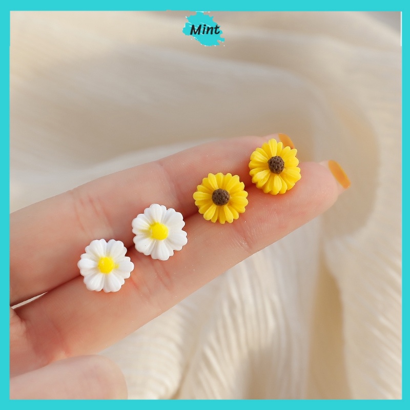 Bông Tai Nữ ❤️FREESHIP❤️ Khuyên Tai Hình Hoa Cúc Mini Cho Mùa Hè Phong Cách Hàn Quốc