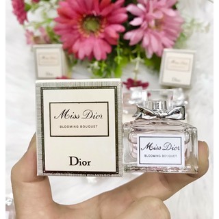 Nước hoa Miss Dior  Blooming Bouquet Edt 5ml