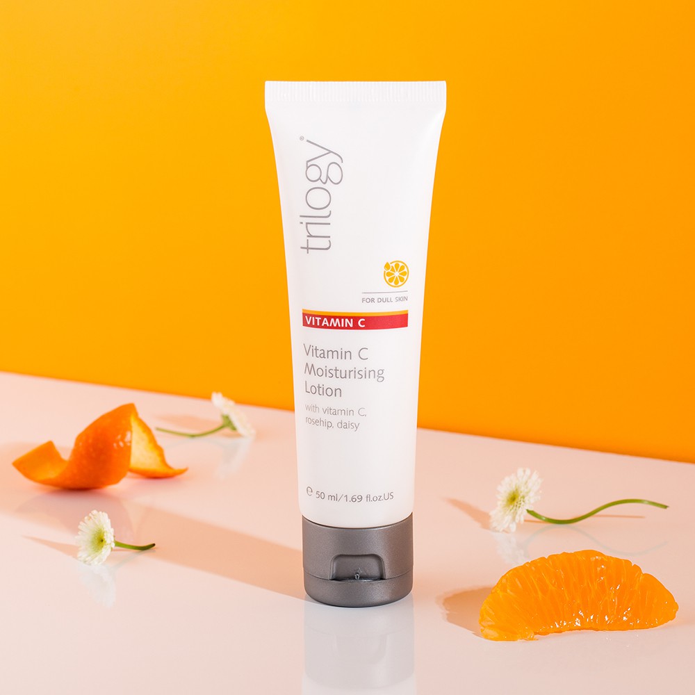 Kem dưỡng Vitamin C trắng da và mờ thâm Vitamin C Moisturising Lotion (50ml)