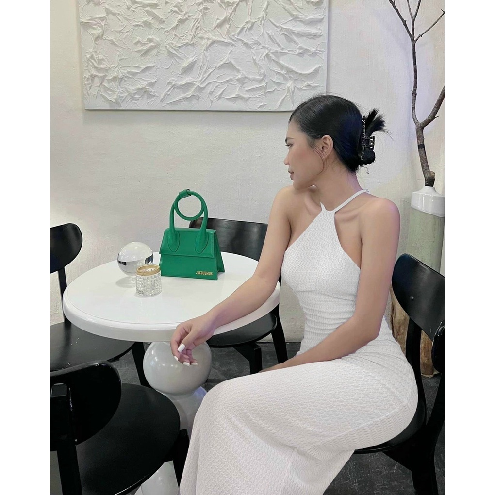 Đầm yếm xốp chỉ kiểu 4 dây chéo lưng ôm body cực sexy , chất thun xốp mềm mịn tv