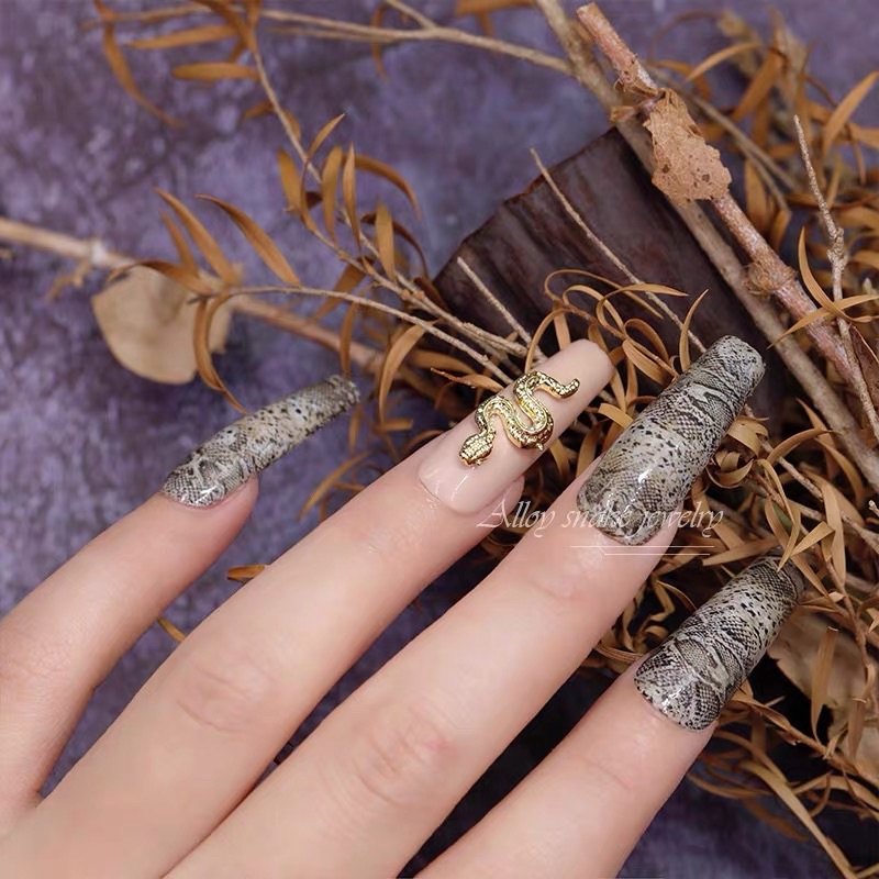Charm rắn trang trí móng độc lạ cá tính-charm nail