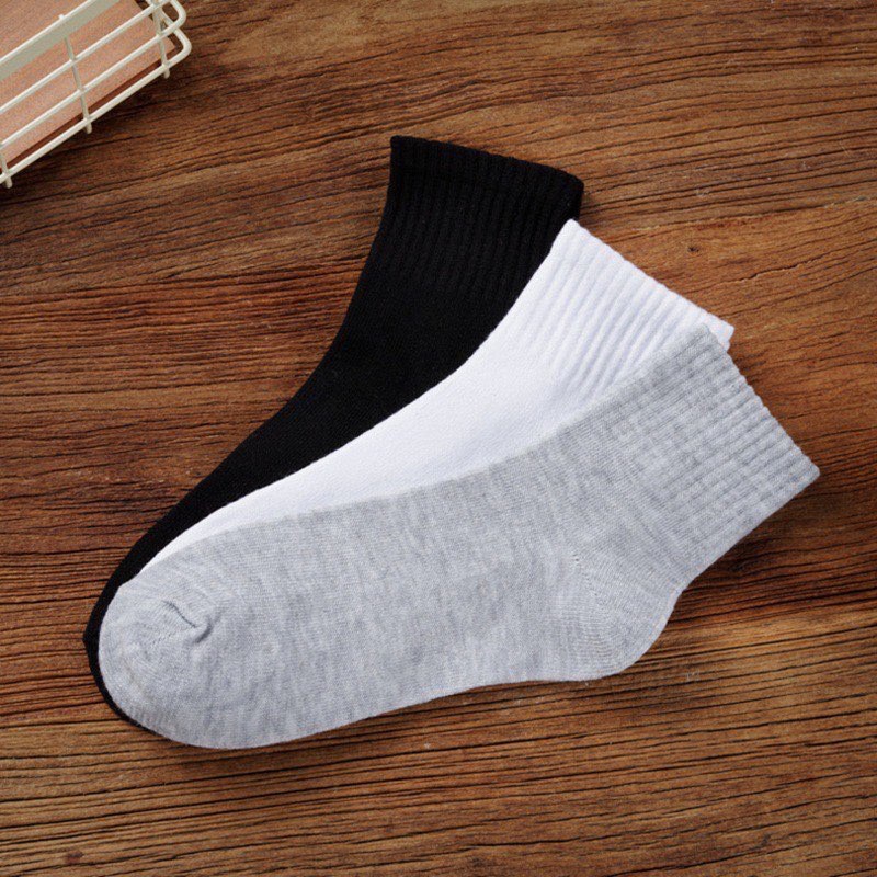 COMBO 2 ĐÔI TẤT TRƠN TRUNG THOÁNG KHÍ - GIN STORE