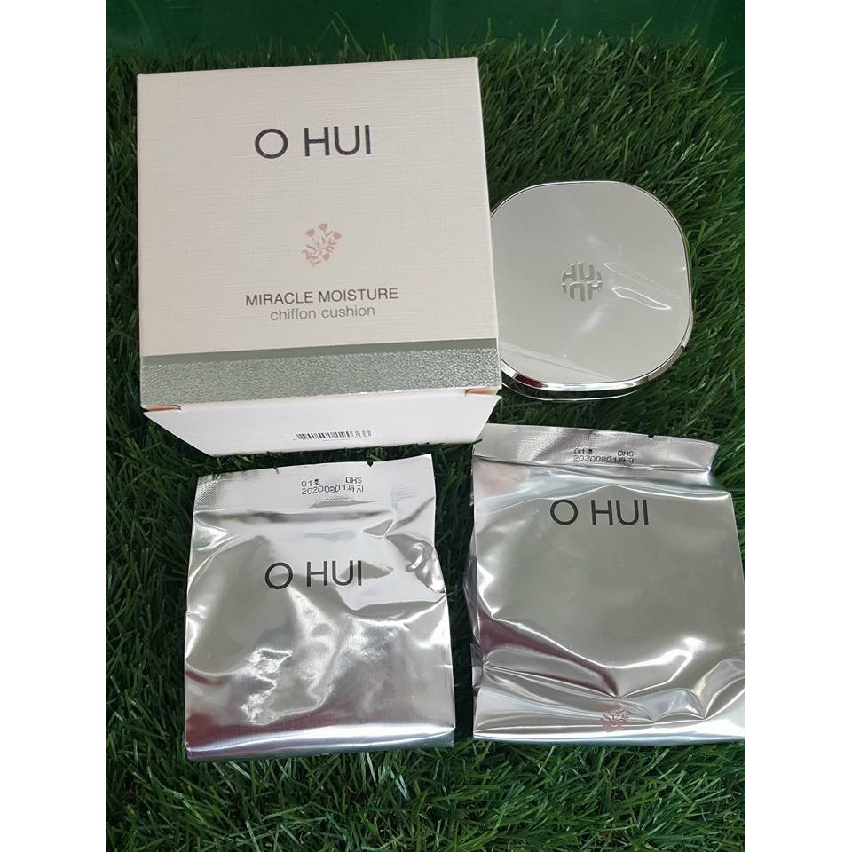 Phấn nước dưỡng ẩm Ohui (Ohui Miracle Moisture Chiffon Cushion special set) + 2 lõi