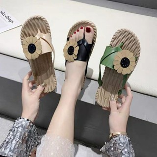 Dép xỏ ngón