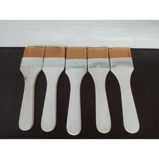 5 chổi vệ sinh, dặm vàng