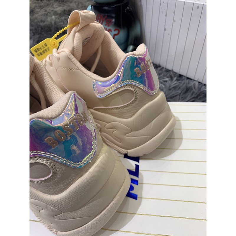 Giầy bóng chày nữ bigball holo Bonton hồng