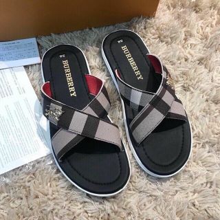 Dép nam🤩FreeShip đơn 250k💥 Burberyy 2 màu