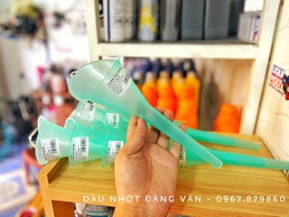 Phễu dụng cụ thay Nhớt cho các loại xe