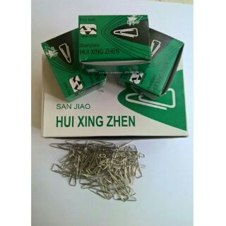 1 hộp ghim cài tam giác