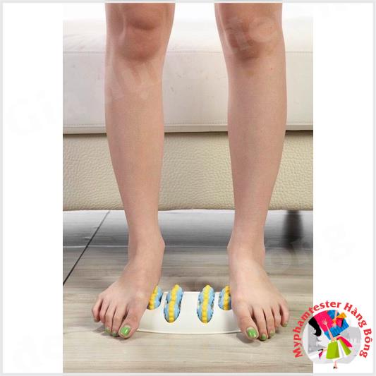 (SIÊU RẺ) Dụng cụ masage chân con lăn