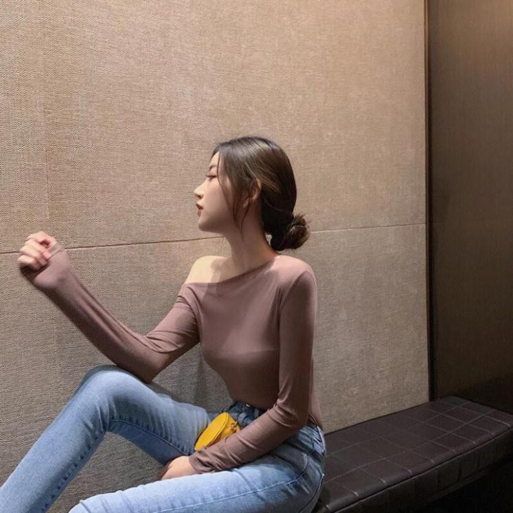Áo thun lệch vai tay dài 2