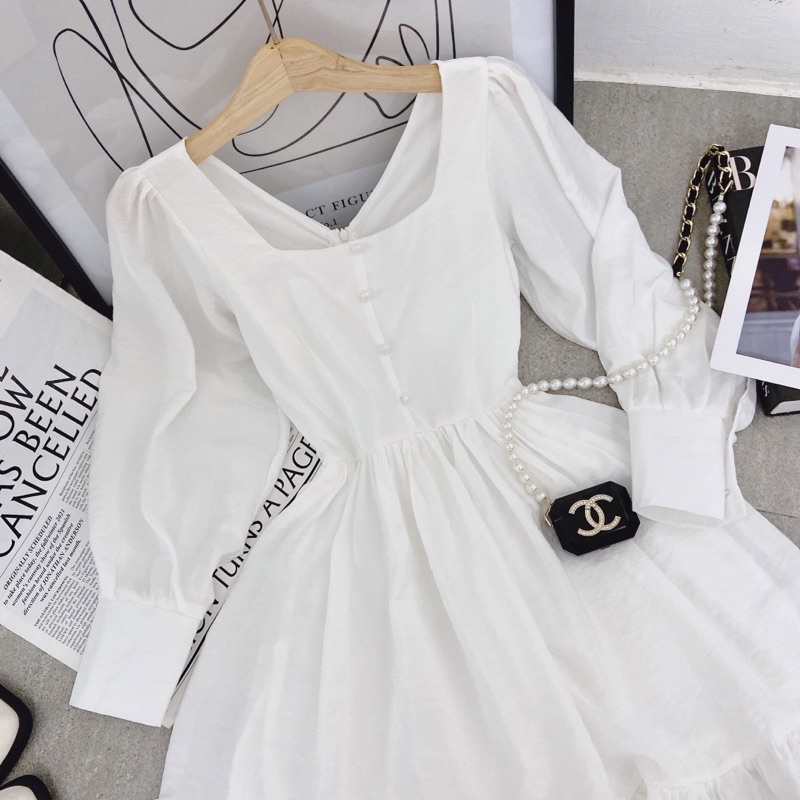 ĐẦM TRẮNG CHÂN BÈO NÚT CỔ VUÔNG TAY DÀI BO