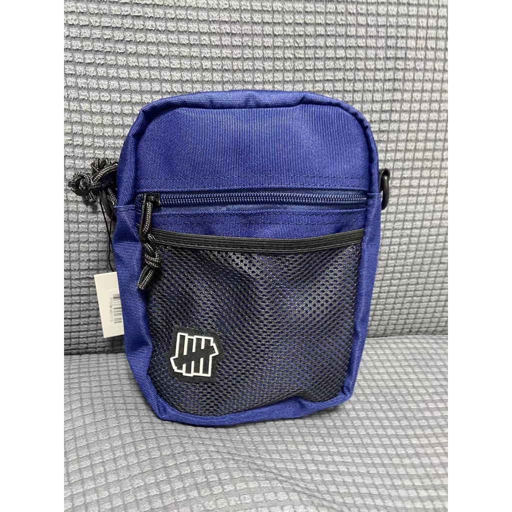 Túi đeo chéo dùng đựng điện thoại