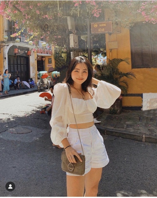 Áo croptop trắng cúp ngực nơ lưng | BigBuy360 - bigbuy360.vn