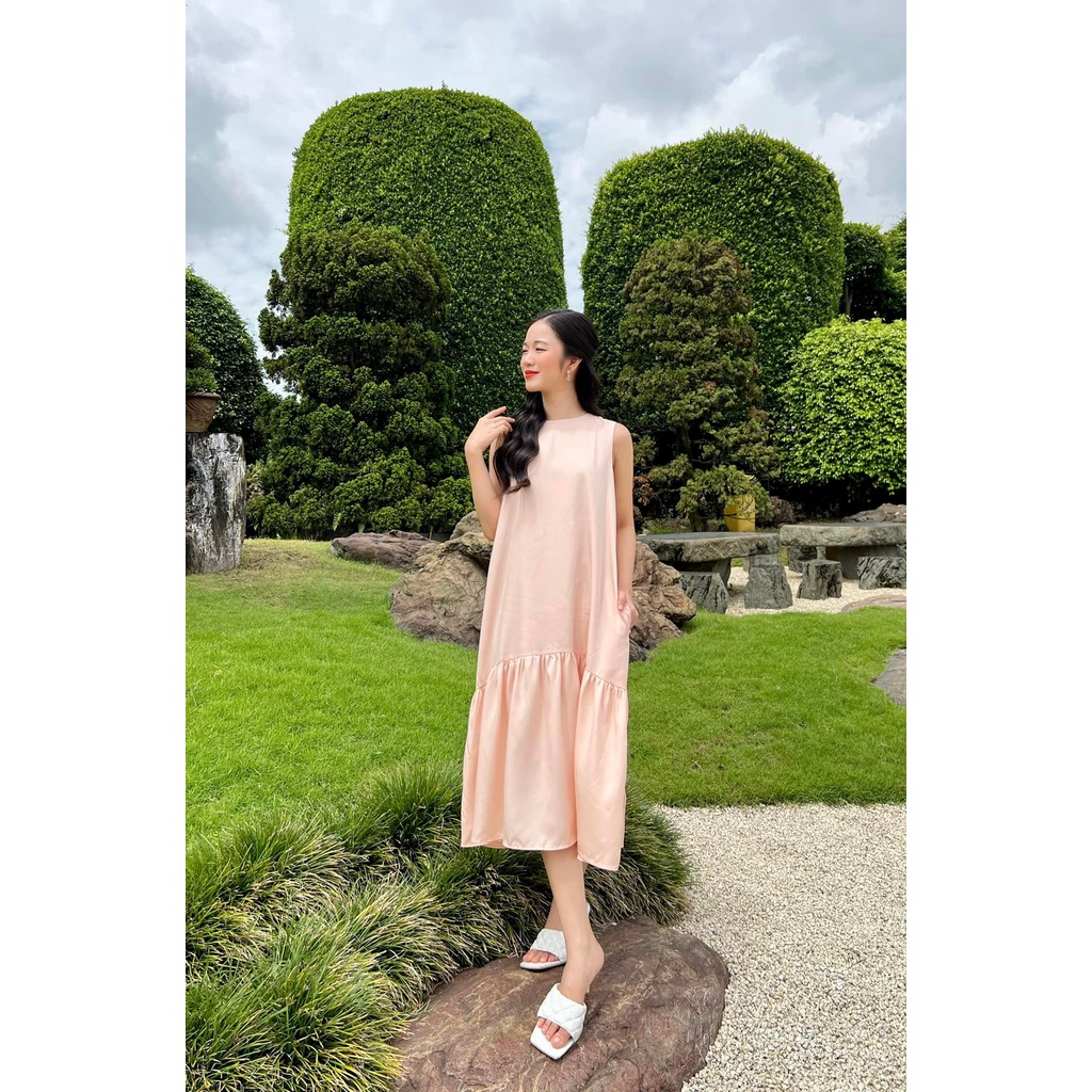 OLV - Đầm Taffy Midi Dress
