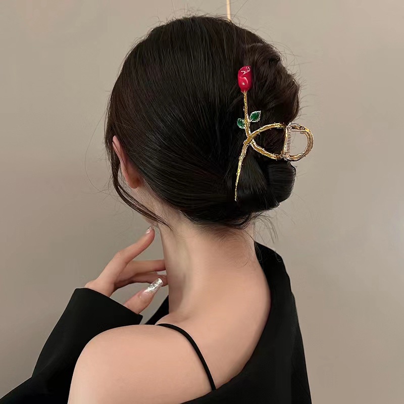 Kẹp Tóc Hoa Lily Xanh Lá Bằng Kim Loại Cao Cấp Phong Cách Pháp Cổ Điển