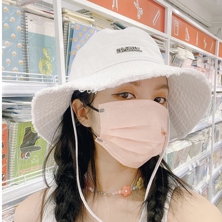 Mũ vành rộng, nón đi biển chống nắng có dây chất lượng cao in chữ JACQUEMUS