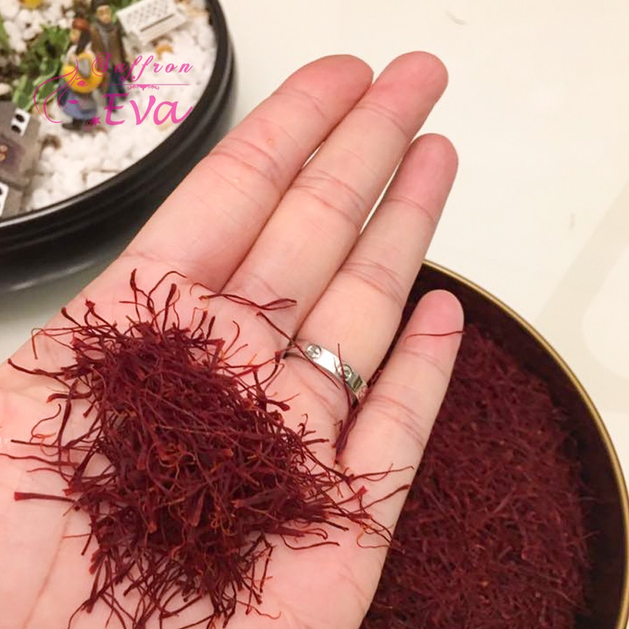Hộp 05gr Saffron Iran loại Negin 180k/1gr, xách tay trực tiếp từ Dubai
