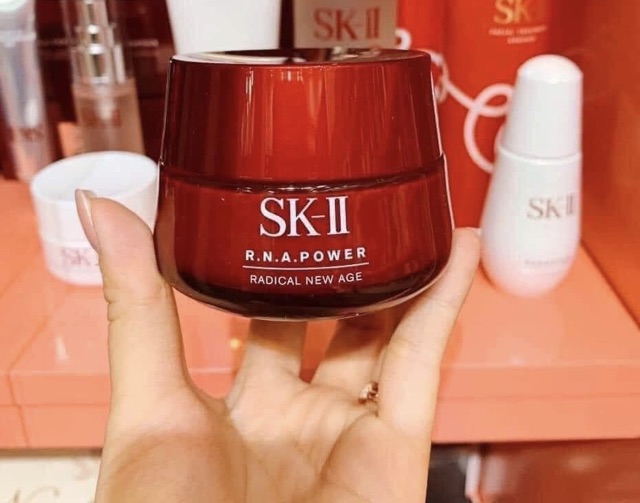 Kem dưỡng da chống lão hoá SK-II Radical New Age