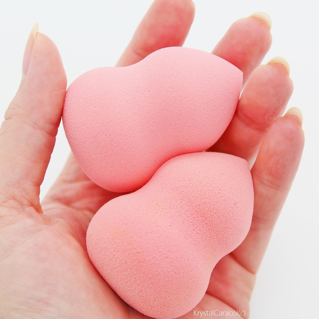 MÚT TÁN e.l.f BLENDING SPONGE