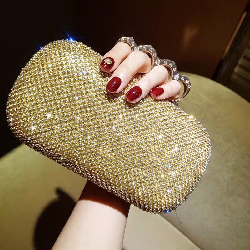 Clutch ví cầm tay đi tiệc đính đá khoá tròn size to