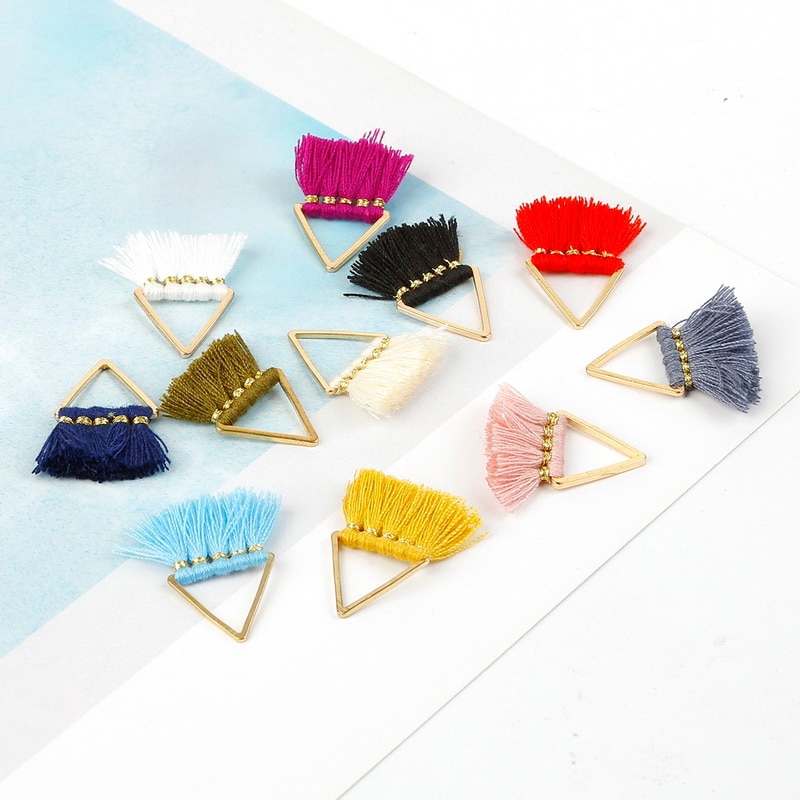 Set 2 phụ kiện hình tam giác nhỏ bằng kim loại phối tua rua cotton polyester 25mm với 17 màu dùng làm móc khóa diy