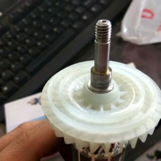 Rô máy mài Makita 9553