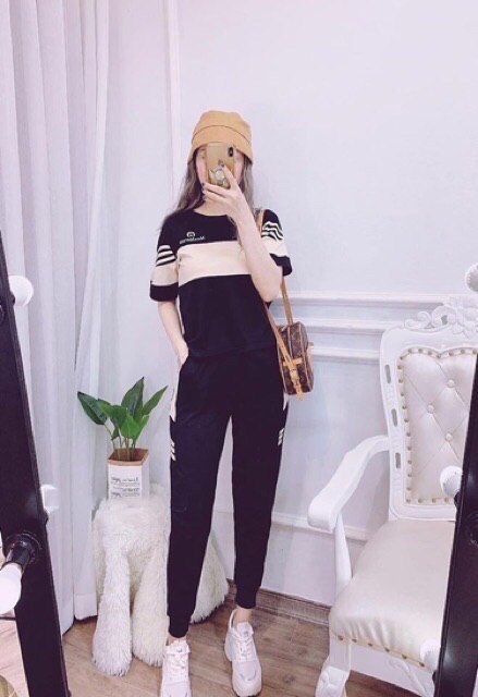 S273 Set Thể Thao Max Maran Phối Áo Phông Cổ Tròn In Chữ Nổi Và Quần Thể Thao Bo chun tôn Dáng , Chất Cotton tàu L1