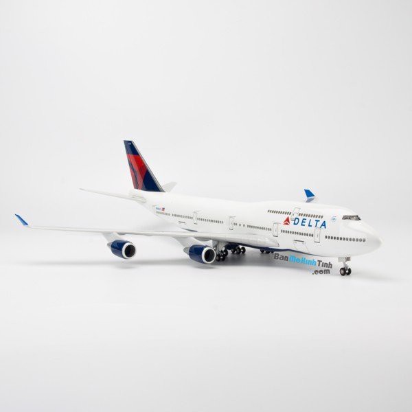 Mô hình máy bay lắp ráp có đèn led Delta Air Lines Boeing B747 47cm Everfly