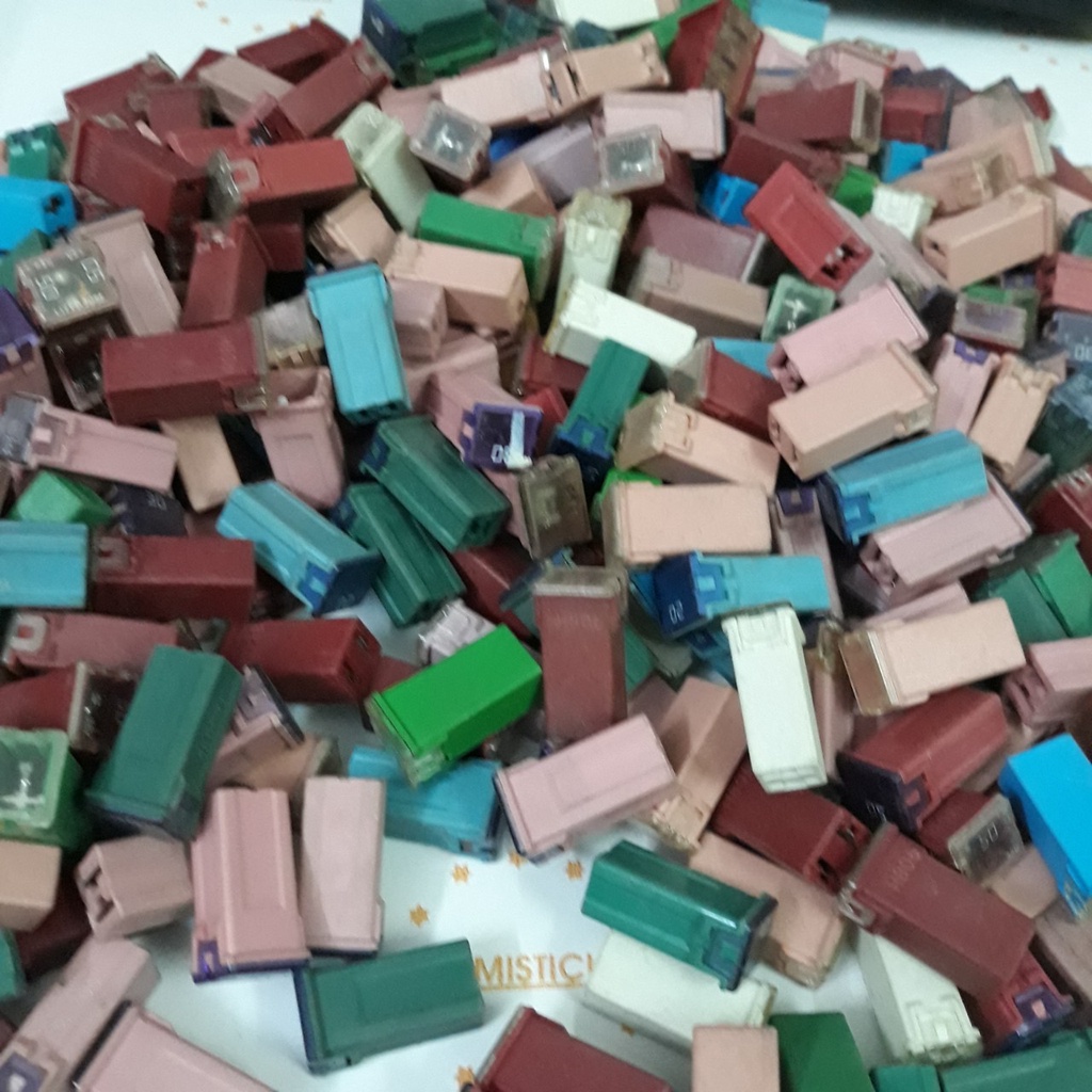 Cầu chì tổng chân dài siêu chất 20A 25A 30A 40A 50A