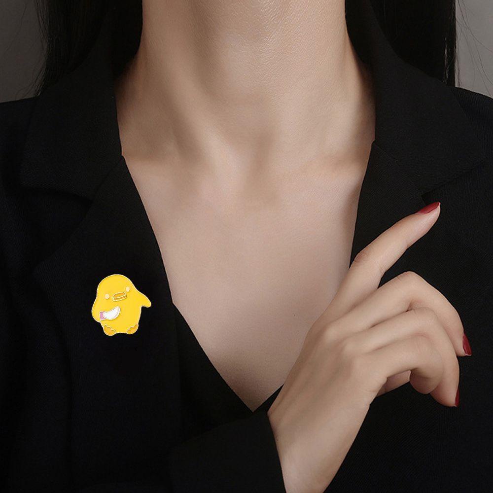 Huy Hiệu Cài Áo Kim Loại Tráng Men Hình Vịt Vàng Sáng Tạo MAXG