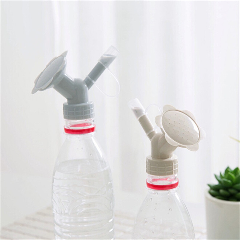 Nước Cầm Tay Bằng Nhựa 2 Trong 1