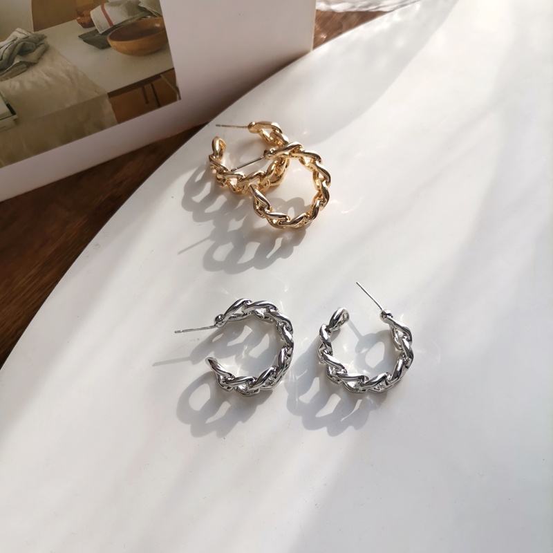 Hoa tai mạ vàng / bạc hình chữ C sang trọng