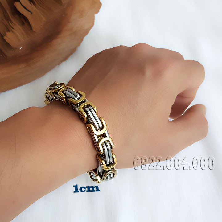 Lắc tay nam bảng vuông nam tính.