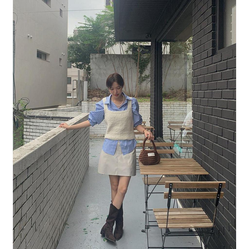 60635 Bên Ngoài Thời Trang Áo Yếm Trắng