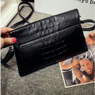 Túi CLUTCH cầm tay da cá sấu