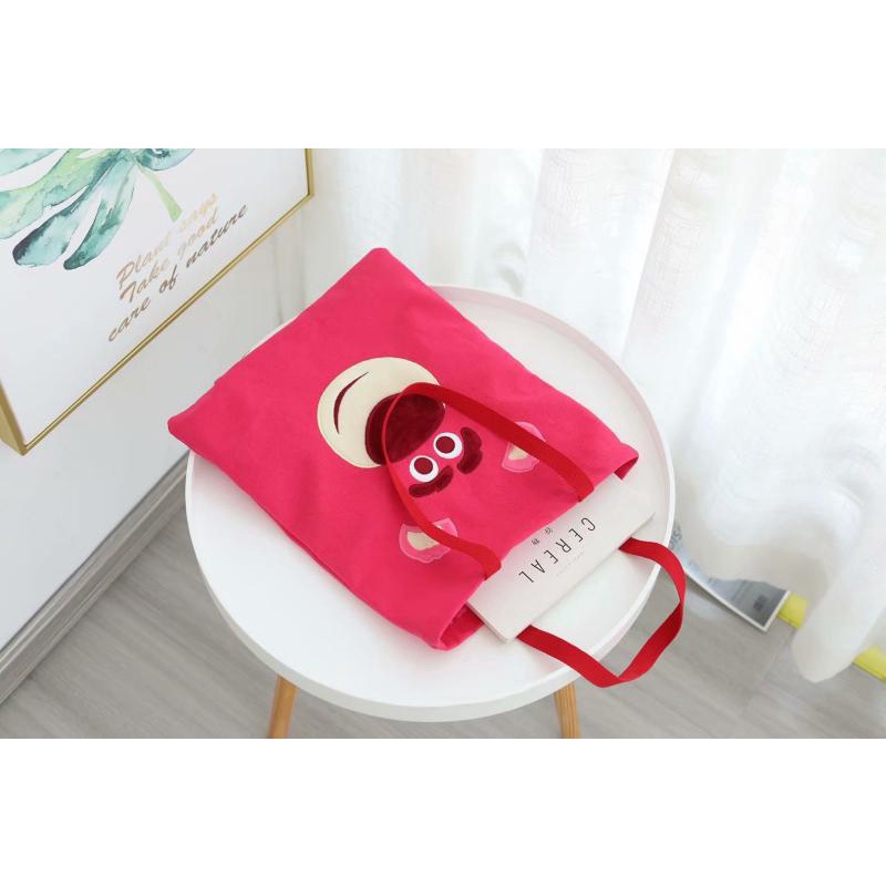 TÚI XÁCH GẤU DÂU LOTSO [SẴN] THÊU NỔI 3D CHUẨN XỊN NÉT ĐỰNG ĐỒ, TÚI ĐỰNG CƠM DỄ THƯƠNG