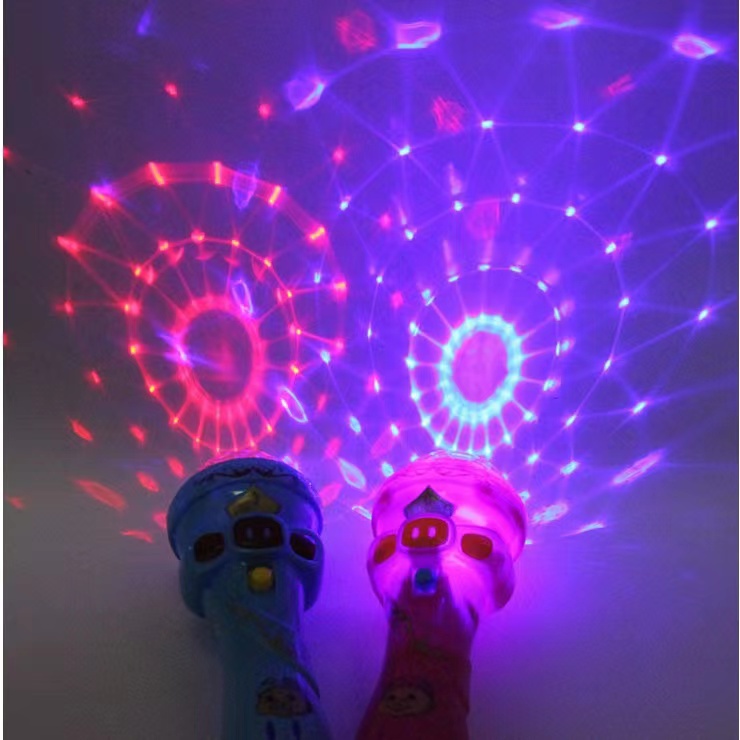 Đồ chơi Đèn chiếu sao cực đẹp làm quà tặng cho bé