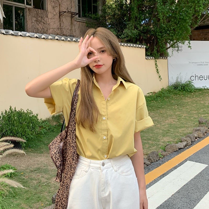 Áo sơ mi tay ngắn thiết kế mỏng phong cách retro mùa hè 2021 cho nữ