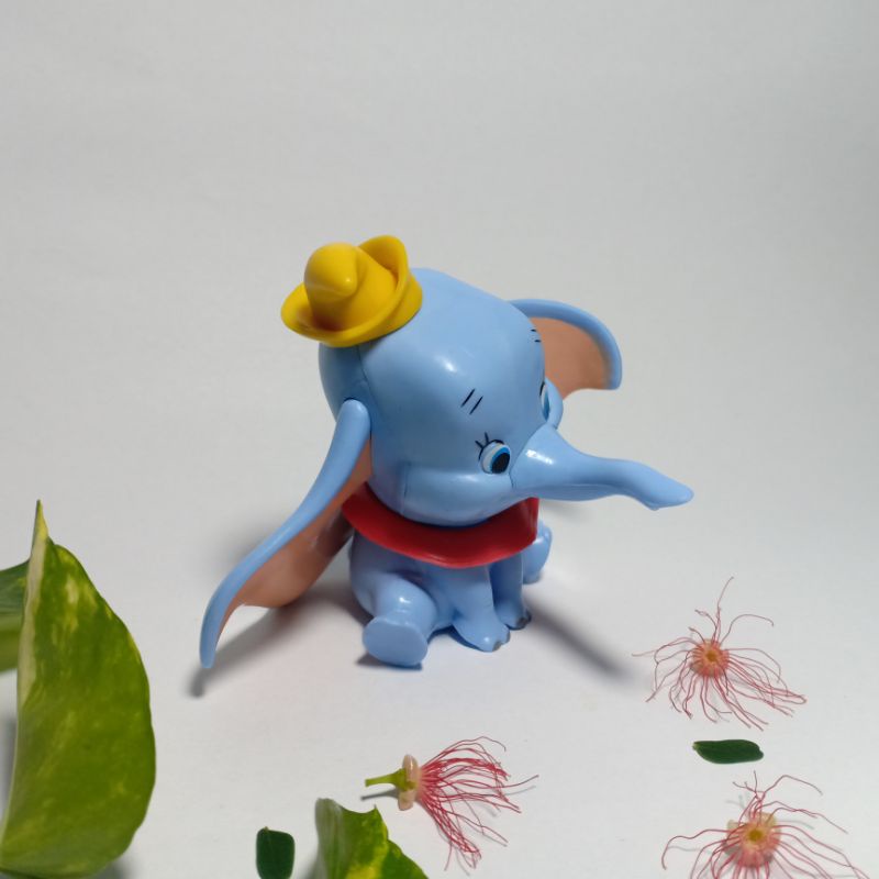Mô hình Bé Voi Xanh Dumbo nhựa đặc PVC trang trí bàn làm việc, trang trí bánh kem, trưng bày, làm đồ chơi
