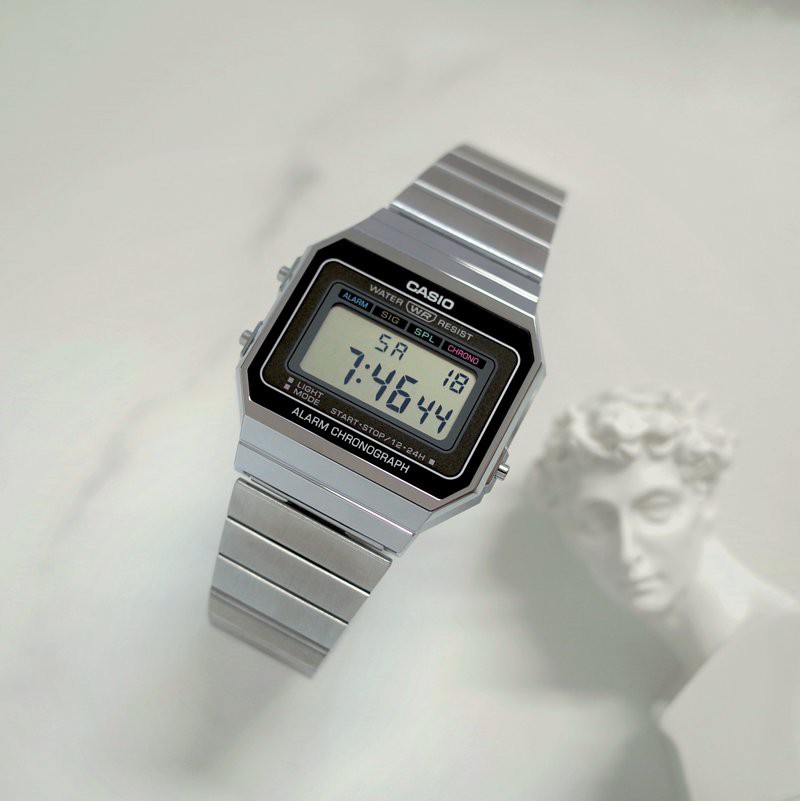 Đồng hồ chính hãng Casio Anh Khuê - A700W-1ADF - dây kim loại - có tem chính hãng