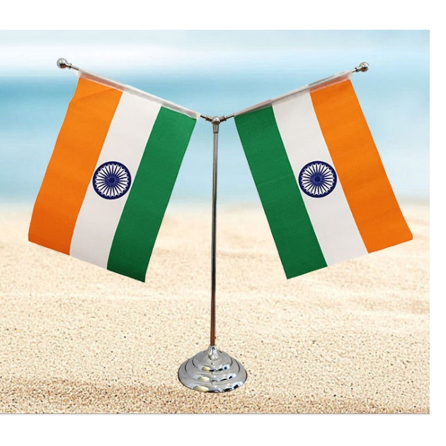 Bộ Cờ Để Bàn Chữ Y - Chất Liệu Kim Loại