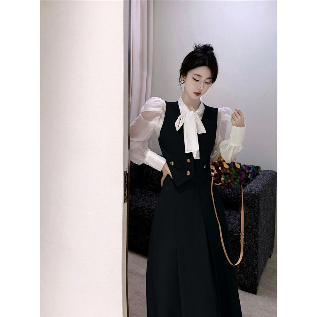 Bộ Set Nữ Phong Cách , Tay Áo Bong Bóng, Áo Sơ Mi Trắng, Váy Nửa Người, thời trang công sở, dự tiệc cho nữ