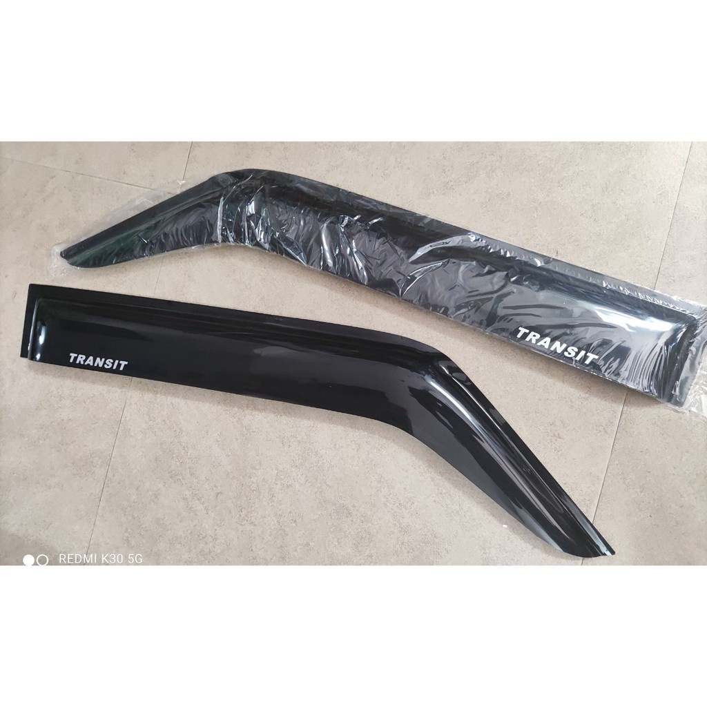 Vè che mưa xe Ford Transit 2014 đến 2021 Nhựa đen cao cấp